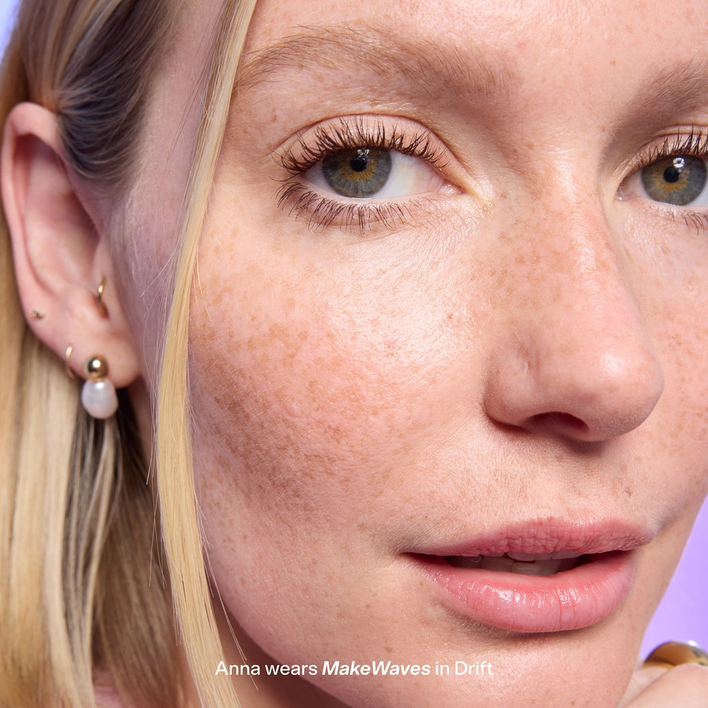 MakeWaves® Mascara J6